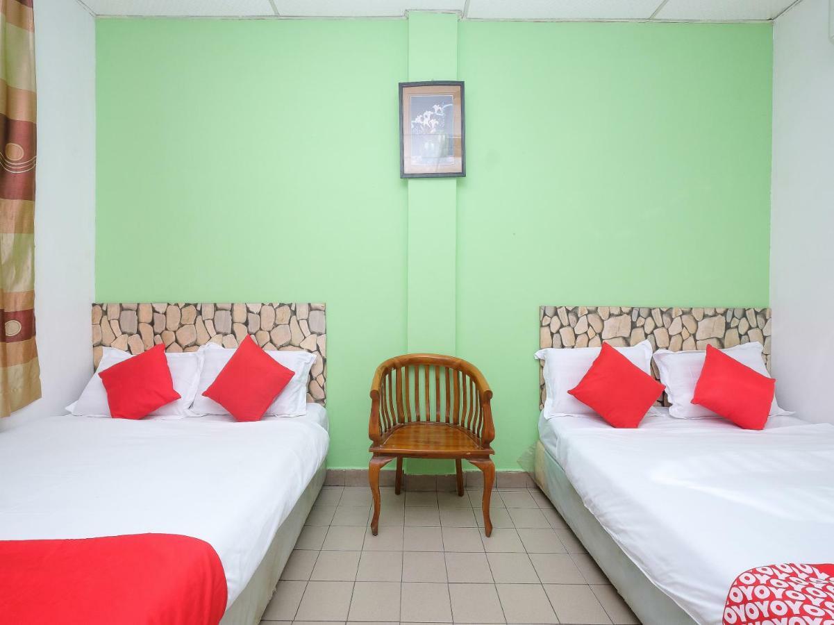 Oyo 850 Gold Star Hotel Chukai Eksteriør bilde